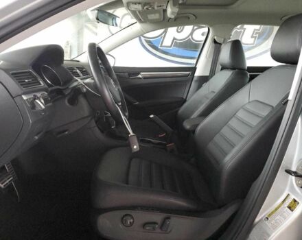 Сірий Фольксваген Пассат, об'ємом двигуна 1.8 л та пробігом 42 тис. км за 2800 $, фото 6 на Automoto.ua