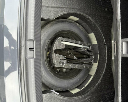 Серый Фольксваген Пассат, объемом двигателя 1.8 л и пробегом 255 тыс. км за 12500 $, фото 40 на Automoto.ua