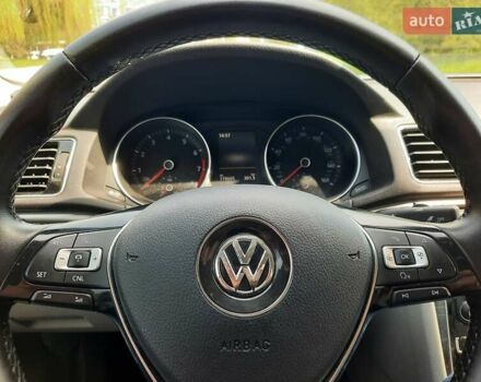 Сірий Фольксваген Пассат, об'ємом двигуна 1.8 л та пробігом 178 тис. км за 15000 $, фото 10 на Automoto.ua