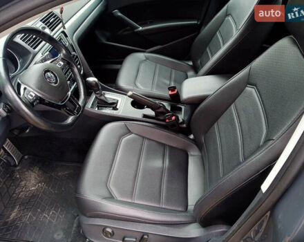 Сірий Фольксваген Пассат, об'ємом двигуна 1.8 л та пробігом 125 тис. км за 16399 $, фото 13 на Automoto.ua