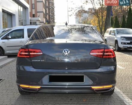 Серый Фольксваген Пассат, объемом двигателя 1.97 л и пробегом 107 тыс. км за 24500 $, фото 5 на Automoto.ua