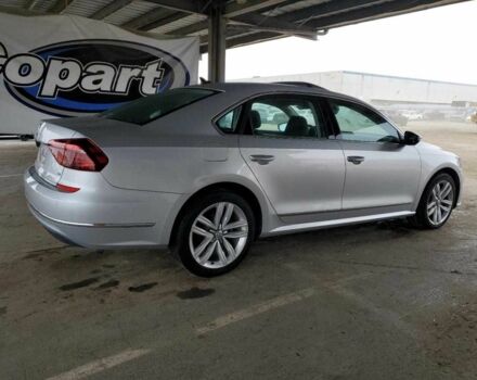 Сірий Фольксваген Пассат, об'ємом двигуна 1.8 л та пробігом 42 тис. км за 2800 $, фото 2 на Automoto.ua