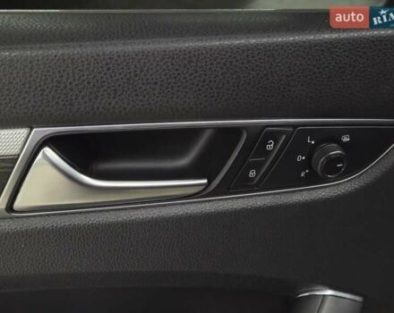 Сірий Фольксваген Пассат, об'ємом двигуна 2 л та пробігом 195 тис. км за 13699 $, фото 12 на Automoto.ua