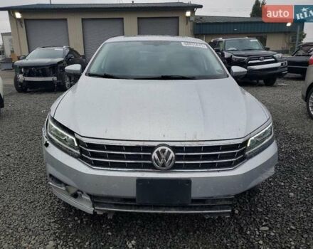 Сірий Фольксваген Пассат, об'ємом двигуна 1.8 л та пробігом 71 тис. км за 1500 $, фото 5 на Automoto.ua