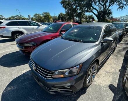 Серый Фольксваген Пассат, объемом двигателя 1.8 л и пробегом 88 тыс. км за 10700 $, фото 1 на Automoto.ua