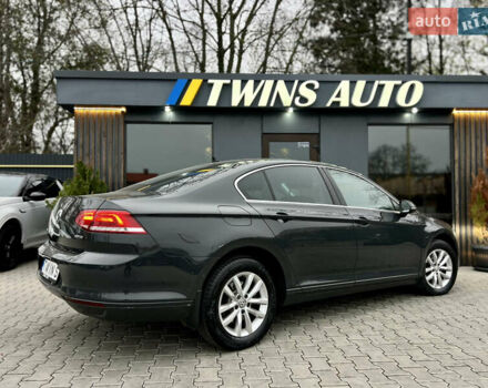 Серый Фольксваген Пассат, объемом двигателя 2 л и пробегом 171 тыс. км за 17300 $, фото 18 на Automoto.ua