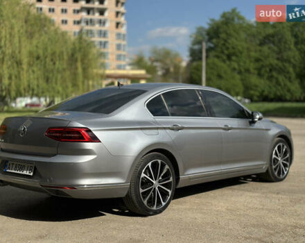 Серый Фольксваген Пассат, объемом двигателя 1.97 л и пробегом 215 тыс. км за 23500 $, фото 5 на Automoto.ua