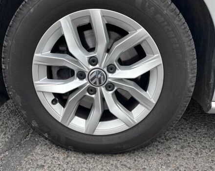 Серый Фольксваген Пассат, объемом двигателя 1.8 л и пробегом 176 тыс. км за 12800 $, фото 13 на Automoto.ua