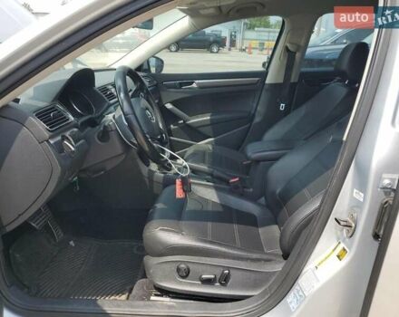 Серый Фольксваген Пассат, объемом двигателя 1.8 л и пробегом 126 тыс. км за 2800 $, фото 6 на Automoto.ua