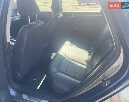 Серый Фольксваген Пассат, объемом двигателя 0 л и пробегом 230 тыс. км за 11900 $, фото 9 на Automoto.ua