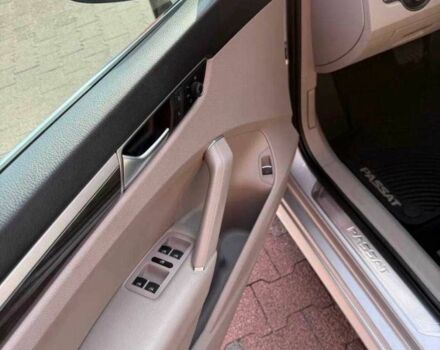 Серый Фольксваген Пассат, объемом двигателя 1.8 л и пробегом 120 тыс. км за 9200 $, фото 9 на Automoto.ua