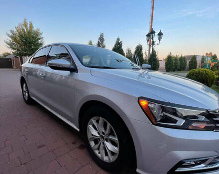 Сірий Фольксваген Пассат, об'ємом двигуна 1.98 л та пробігом 126 тис. км за 13000 $, фото 1 на Automoto.ua