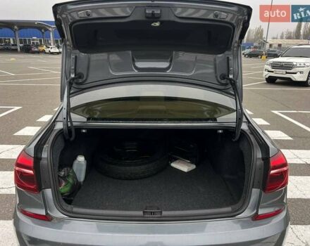 Сірий Фольксваген Пассат, об'ємом двигуна 1.8 л та пробігом 145 тис. км за 11700 $, фото 19 на Automoto.ua