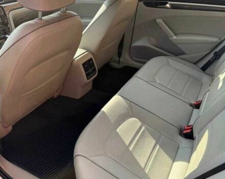 Серый Фольксваген Пассат, объемом двигателя 1.8 л и пробегом 120 тыс. км за 9200 $, фото 10 на Automoto.ua