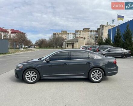 Серый Фольксваген Пассат, объемом двигателя 1.8 л и пробегом 219 тыс. км за 11500 $, фото 16 на Automoto.ua