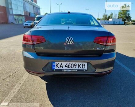 Серый Фольксваген Пассат, объемом двигателя 1.6 л и пробегом 260 тыс. км за 15100 $, фото 7 на Automoto.ua