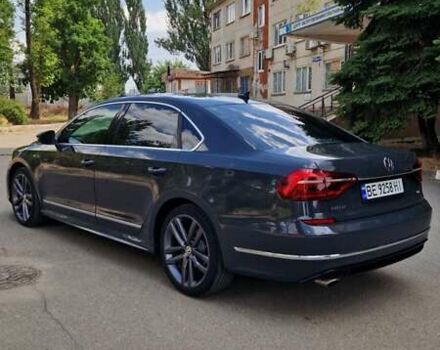 Серый Фольксваген Пассат, объемом двигателя 1.8 л и пробегом 183 тыс. км за 13700 $, фото 3 на Automoto.ua