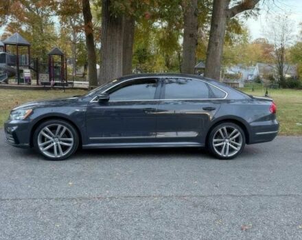 Серый Фольксваген Пассат, объемом двигателя 1.8 л и пробегом 63 тыс. км за 7800 $, фото 6 на Automoto.ua