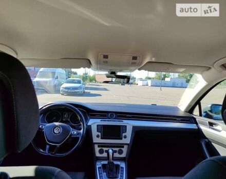 Серый Фольксваген Пассат, объемом двигателя 1.6 л и пробегом 260 тыс. км за 15100 $, фото 16 на Automoto.ua