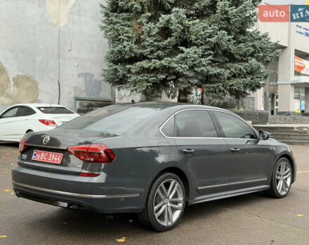 Серый Фольксваген Пассат, объемом двигателя 1.8 л и пробегом 189 тыс. км за 11800 $, фото 22 на Automoto.ua