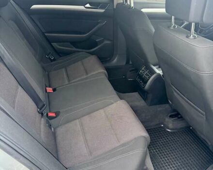 Серый Фольксваген Пассат, объемом двигателя 1.97 л и пробегом 245 тыс. км за 16250 $, фото 8 на Automoto.ua