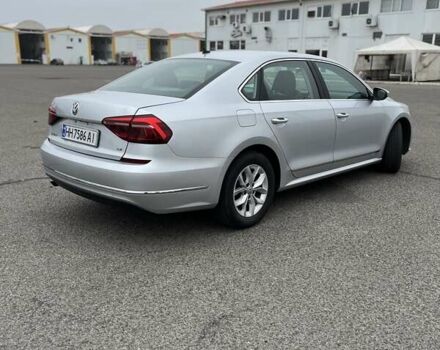 Серый Фольксваген Пассат, объемом двигателя 1.8 л и пробегом 176 тыс. км за 12800 $, фото 6 на Automoto.ua