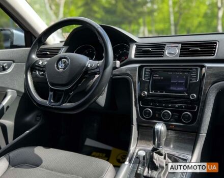 Серый Фольксваген Пассат, объемом двигателя 1.8 л и пробегом 93 тыс. км за 16100 $, фото 26 на Automoto.ua