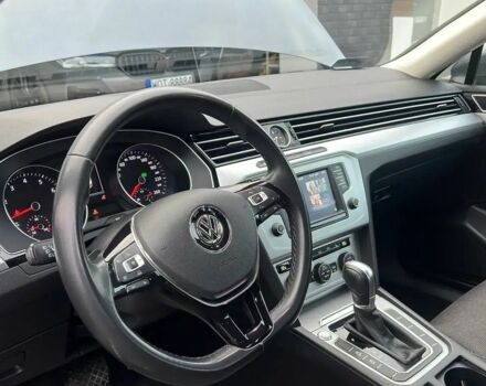 Серый Фольксваген Пассат, объемом двигателя 1.8 л и пробегом 124 тыс. км за 10200 $, фото 8 на Automoto.ua