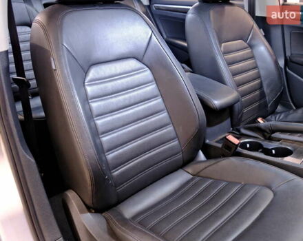 Серый Фольксваген Пассат, объемом двигателя 1.8 л и пробегом 180 тыс. км за 14800 $, фото 41 на Automoto.ua