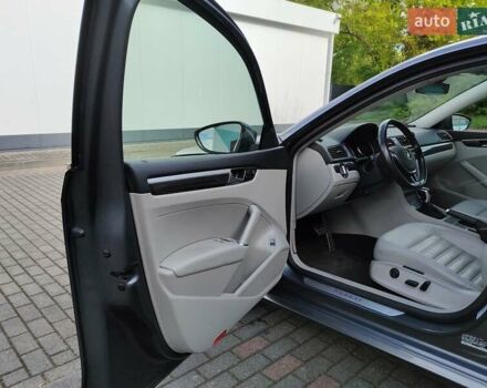 Серый Фольксваген Пассат, объемом двигателя 1.8 л и пробегом 64 тыс. км за 18000 $, фото 15 на Automoto.ua