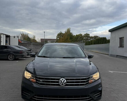 Серый Фольксваген Пассат, объемом двигателя 1.8 л и пробегом 255 тыс. км за 12500 $, фото 56 на Automoto.ua