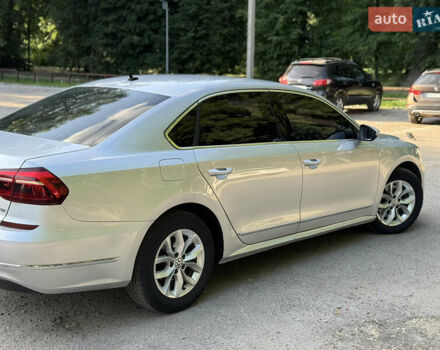 Серый Фольксваген Пассат, объемом двигателя 1.8 л и пробегом 95 тыс. км за 12700 $, фото 6 на Automoto.ua