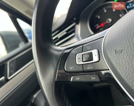 Сірий Фольксваген Пассат, об'ємом двигуна 1.97 л та пробігом 174 тис. км за 21472 $, фото 39 на Automoto.ua