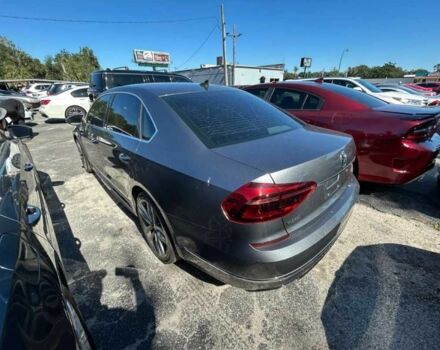 Серый Фольксваген Пассат, объемом двигателя 1.8 л и пробегом 88 тыс. км за 10700 $, фото 2 на Automoto.ua