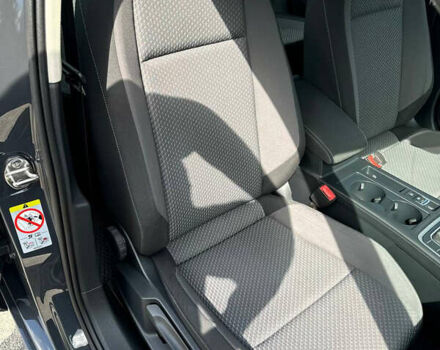 Сірий Фольксваген Пассат, об'ємом двигуна 1.6 л та пробігом 230 тис. км за 12500 $, фото 18 на Automoto.ua