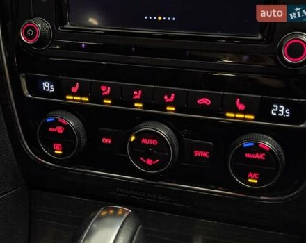 Сірий Фольксваген Пассат, об'ємом двигуна 2 л та пробігом 195 тис. км за 13699 $, фото 17 на Automoto.ua