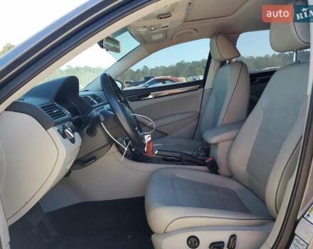 Серый Фольксваген Пассат, объемом двигателя 1.8 л и пробегом 144 тыс. км за 1600 $, фото 6 на Automoto.ua