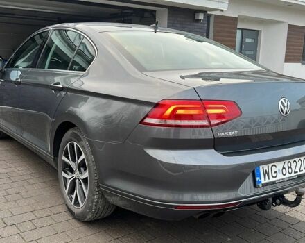 Серый Фольксваген Пассат, объемом двигателя 1.8 л и пробегом 124 тыс. км за 10200 $, фото 3 на Automoto.ua