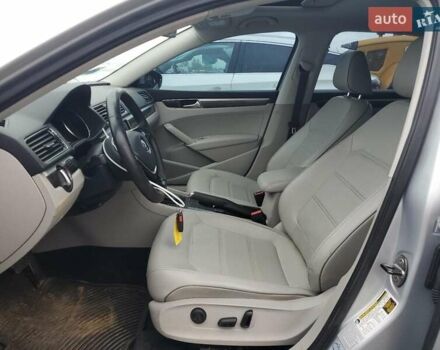 Сірий Фольксваген Пассат, об'ємом двигуна 1.8 л та пробігом 71 тис. км за 1500 $, фото 6 на Automoto.ua