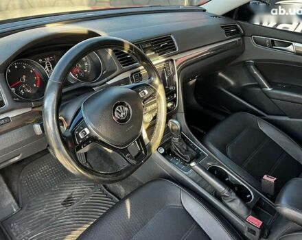 Серый Фольксваген Пассат, объемом двигателя 2 л и пробегом 180 тыс. км за 11999 $, фото 25 на Automoto.ua