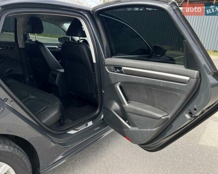 Серый Фольксваген Пассат, объемом двигателя 1.8 л и пробегом 219 тыс. км за 11500 $, фото 50 на Automoto.ua