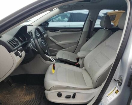 Серый Фольксваген Пассат, объемом двигателя 1.8 л и пробегом 44 тыс. км за 2500 $, фото 6 на Automoto.ua