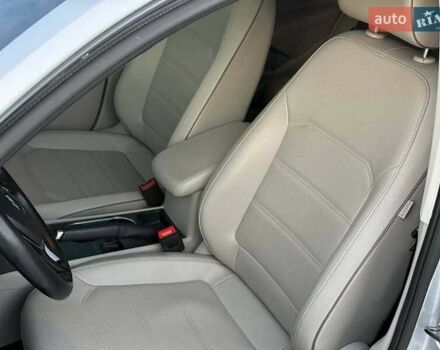 Сірий Фольксваген Пассат, об'ємом двигуна 1.8 л та пробігом 140 тис. км за 15200 $, фото 2 на Automoto.ua