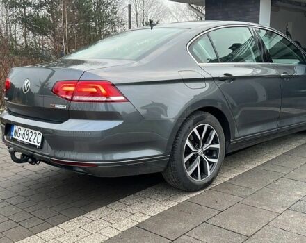 Серый Фольксваген Пассат, объемом двигателя 1.8 л и пробегом 124 тыс. км за 10200 $, фото 4 на Automoto.ua