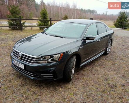 Сірий Фольксваген Пассат, об'ємом двигуна 1.8 л та пробігом 125 тис. км за 16399 $, фото 1 на Automoto.ua