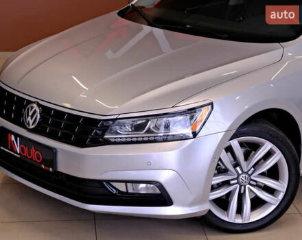 Серый Фольксваген Пассат, объемом двигателя 1.8 л и пробегом 180 тыс. км за 14800 $, фото 10 на Automoto.ua