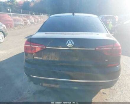 Сірий Фольксваген Пассат, об'ємом двигуна 1.8 л та пробігом 88 тис. км за 1500 $, фото 16 на Automoto.ua