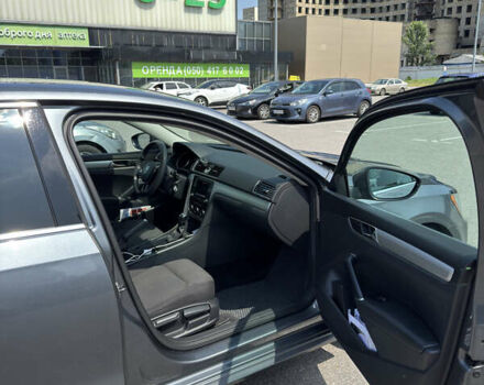 Серый Фольксваген Пассат, объемом двигателя 1.8 л и пробегом 149 тыс. км за 11900 $, фото 5 на Automoto.ua