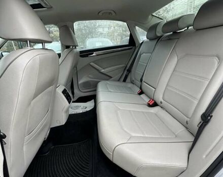 Сірий Фольксваген Пассат, об'ємом двигуна 1.8 л та пробігом 104 тис. км за 15700 $, фото 17 на Automoto.ua