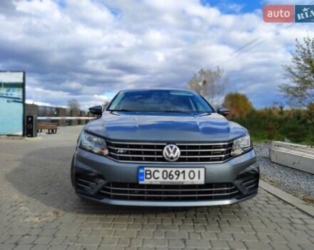 Сірий Фольксваген Пассат, об'ємом двигуна 2 л та пробігом 134 тис. км за 13499 $, фото 5 на Automoto.ua